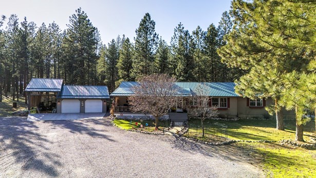 Single Family Residence, Ranch - Hamilton, MT