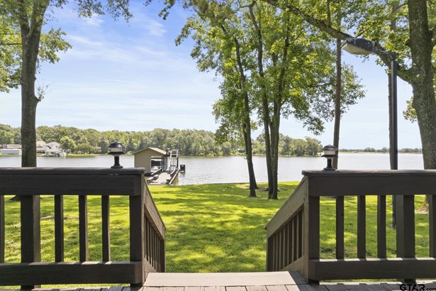 Single Family Detached, Traditional - Mount Pleasant, TX