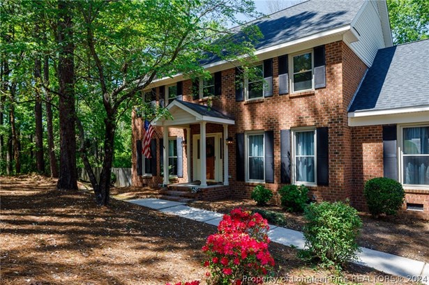 Single Family Residence, Two Story - Fayetteville, NC