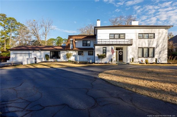 Single Family Residence, 2 Stories - Fayetteville, NC