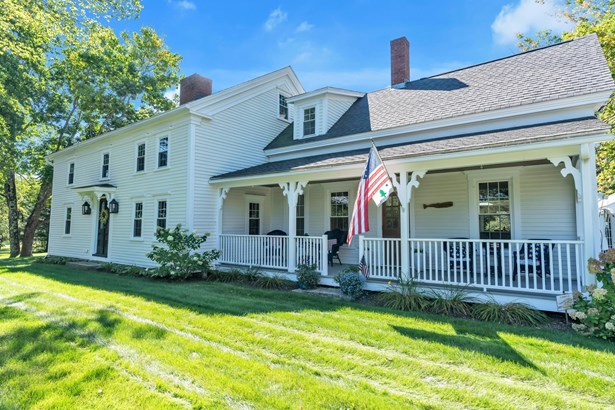 Single Family Residence, Colonial - Kennebunk, ME