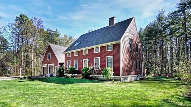 Single Family Residence, Colonial - Kennebunk, ME