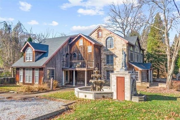 Converted Barn,Farm House, Detached - Upper Milford, PA