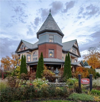 The historic Union Gables Bed & Breakfast