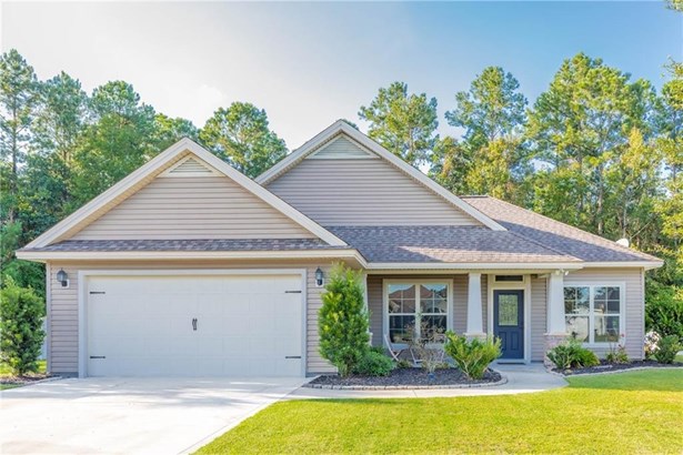 Traditional, Single Family - Brunswick, GA