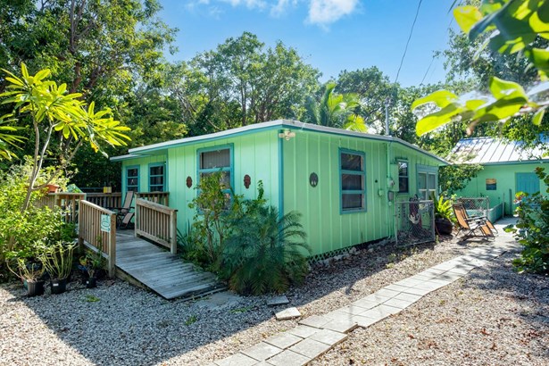Residential - Single Family - Key Largo, FL