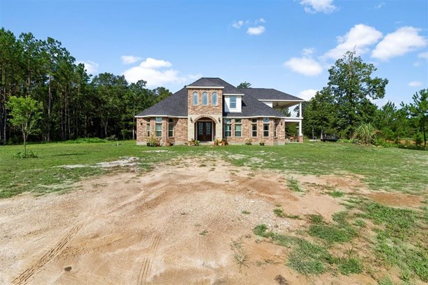Ranch,Traditional, Single-Family - Cleveland, TX