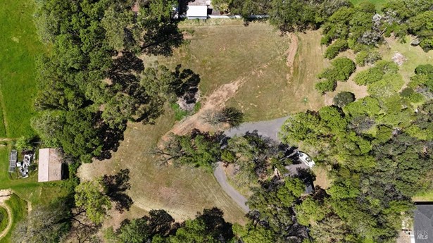 Residential Lot - Redwood Valley, CA