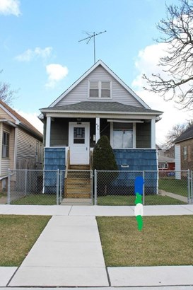 Single Family Residence, Traditional - East Chicago, IN