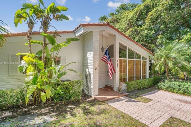 Single Family Residence, Ranch - Coral Gables, FL