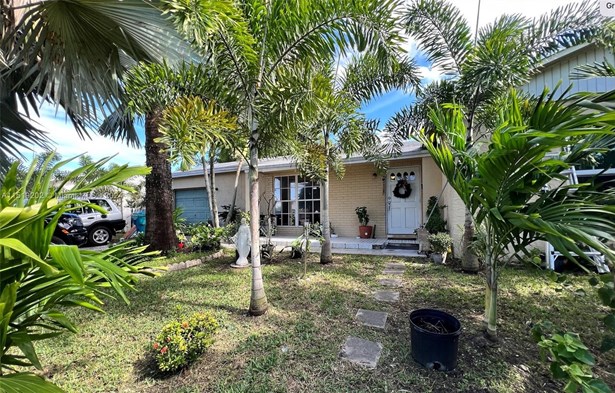 Detached,One Story, Single Family Residence - Homestead, FL