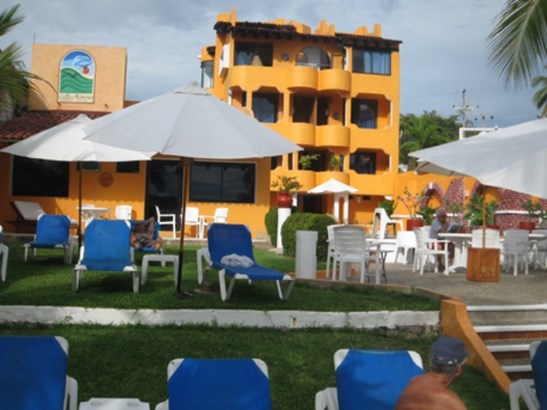 Hotel vista Playa La Madera Zihuatanejo