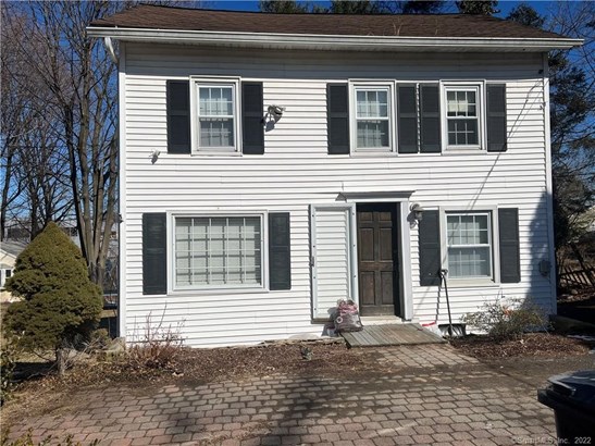 Single Family For Sale, Colonial - Danbury, CT