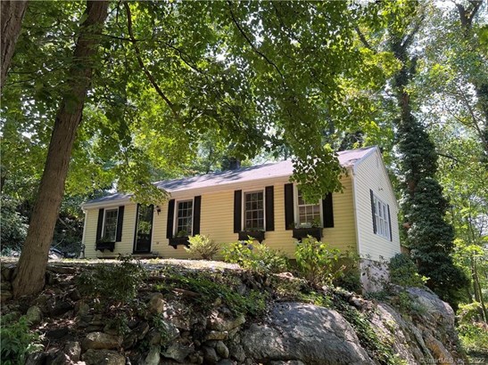 Single Family For Sale, Ranch - Guilford, CT