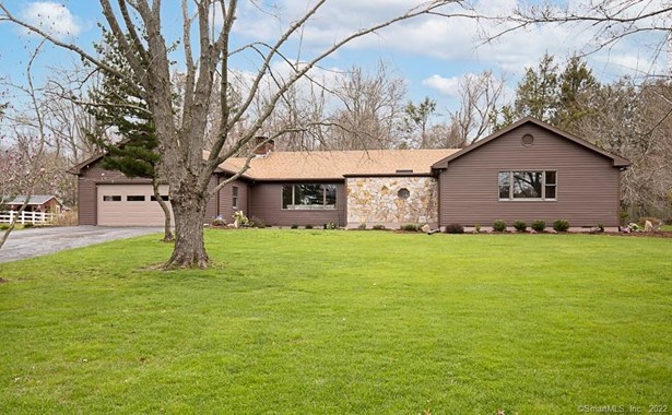Single Family For Sale, Ranch - Woodbridge, CT