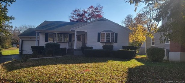 Single Family For Sale, Ranch - New Haven, CT
