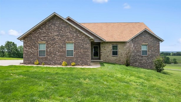 Residential, Traditional,Ranch - Jackson, MO