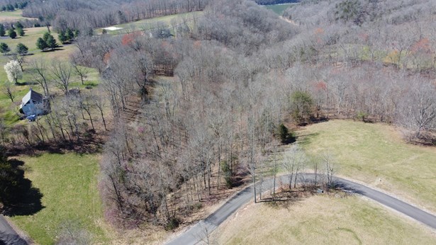 Lot - Russell Springs, KY