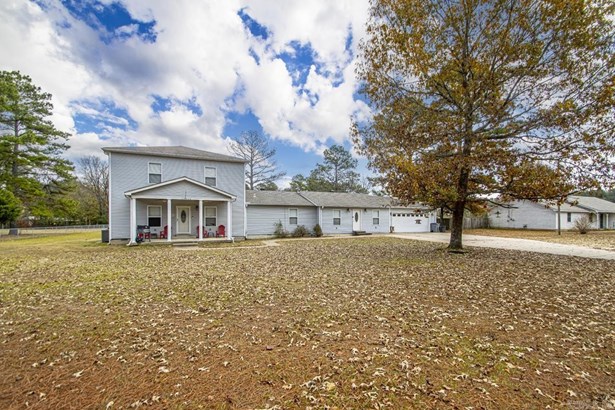 Traditional, Detached - Mabelvale, AR