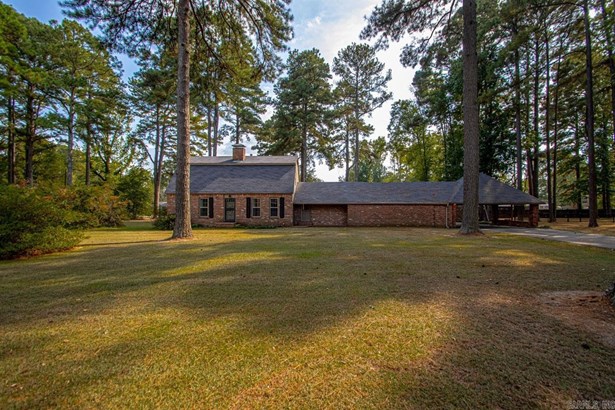 Traditional, Detached - Bryant, AR