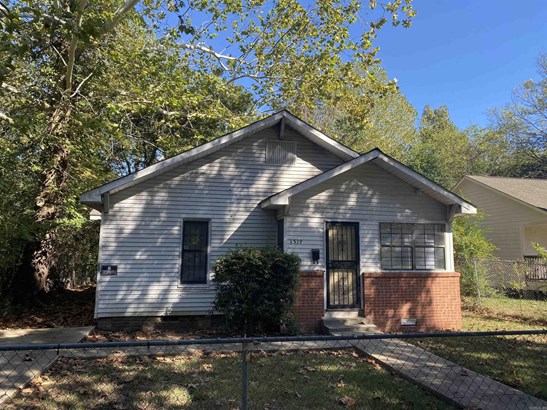 Traditional, Detached - Pine Bluff, AR