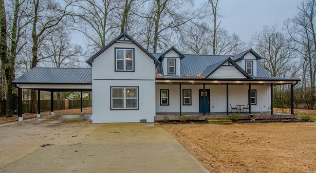 Traditional,Country, Detached - Greenbrier, AR