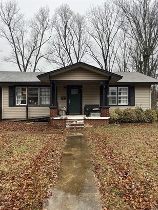 Traditional, Detached - Searcy, AR