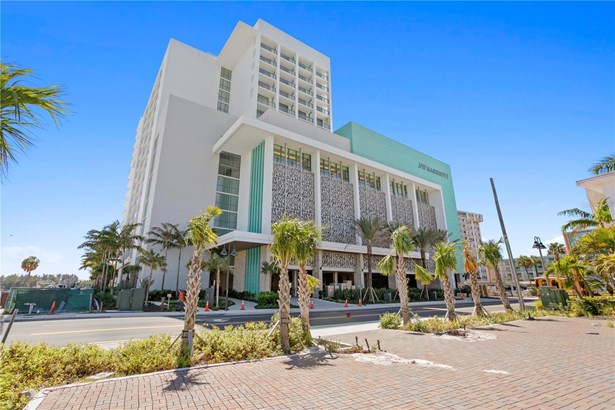 Condo - Hotel - CLEARWATER BEACH, FL