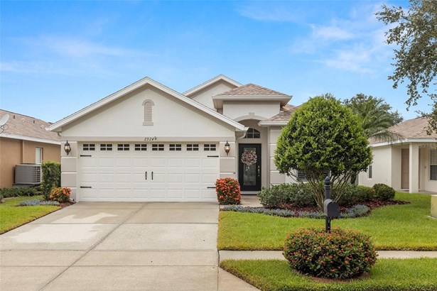 Single Family Residence - LAND O LAKES, FL