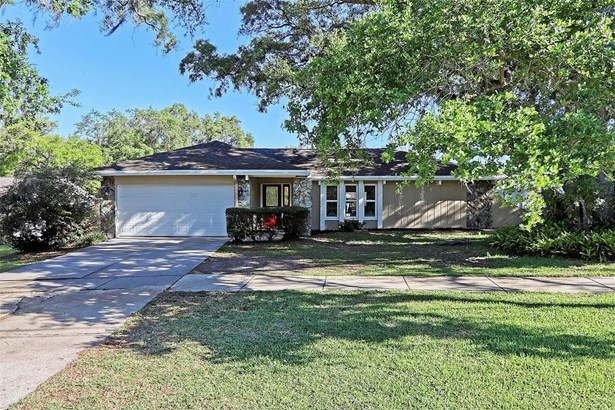Single Family Residence, Ranch - SAFETY HARBOR, FL