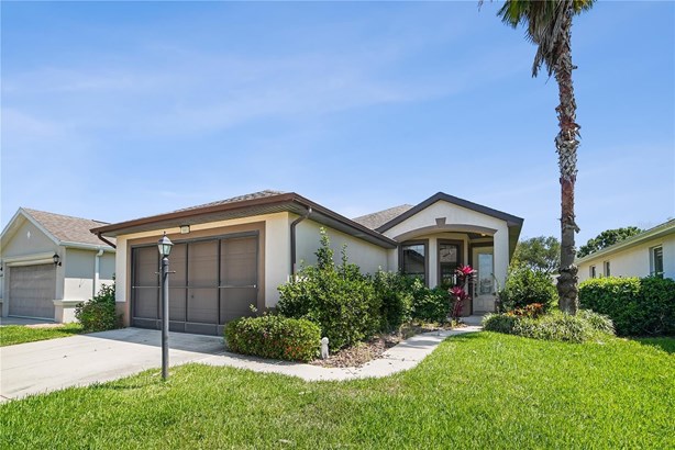 Single Family Residence, Florida - LEESBURG, FL