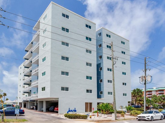 Condominium - REDINGTON SHORES, FL