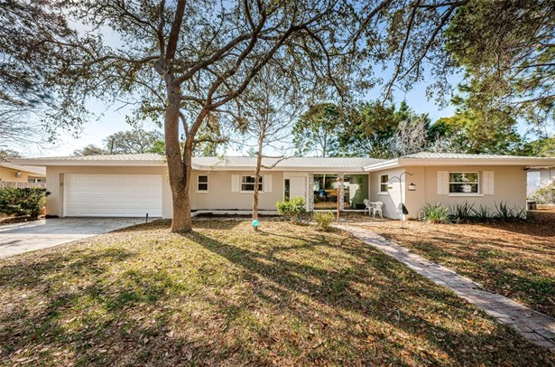 Single Family Residence, Mid-century Modern,Ranch - DUNEDIN, FL