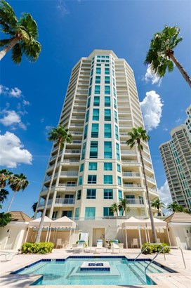 Condominium, Traditional - CLEARWATER BEACH, FL