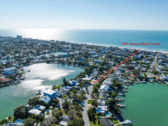 Single Family Residence - INDIAN ROCKS BEACH, FL