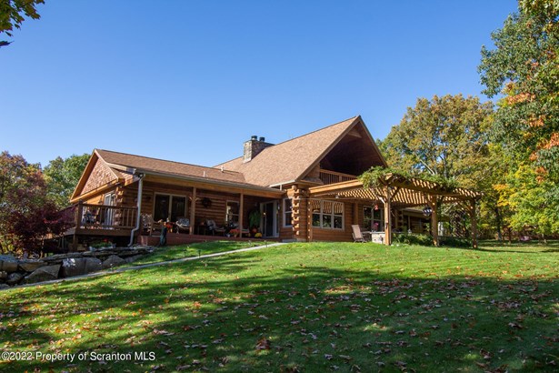 Contemporary,Log Home, Single Family - Clarks Summit, PA