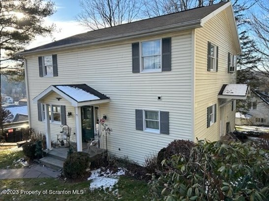 Colonial,Traditional, Single Family - Clarks Summit, PA