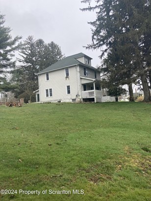 Single Family Residence, Traditional - Clarks Summit, PA
