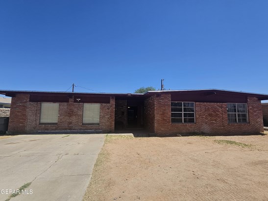 1 Story, Single Family Residence - El Paso, TX