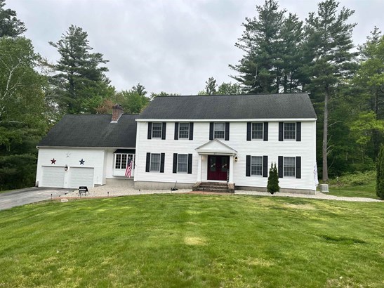 Colonial, Single Family - Windham, NH