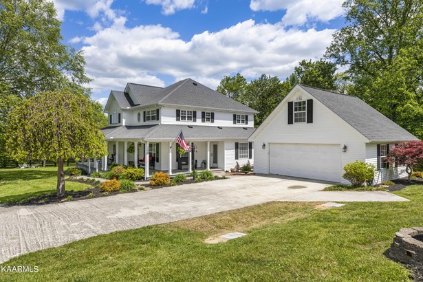 2 Story,Residential, Traditional - LaFollette, TN