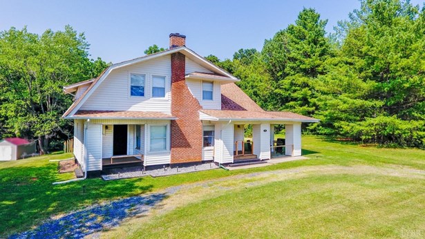 Single Family Residence, Two Story - Appomattox, VA