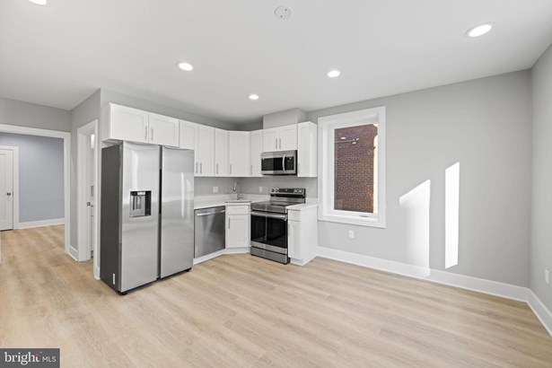 Residential Lease, Contemporary - BETHESDA, MD