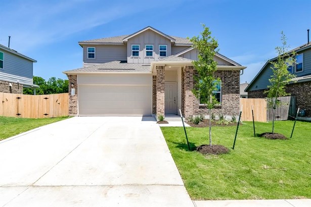 Single Family Residence - Pflugerville, TX