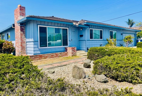 Single Family Home - WATSONVILLE, CA