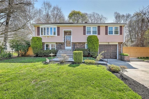 Raised Ranch,Single Family-Attached, Raised Ranch - East Providence, RI