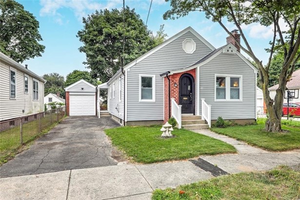 Bungalow,Cottage,Other,Ranch, Bungalow,Cottage,Ranch - Providence, RI