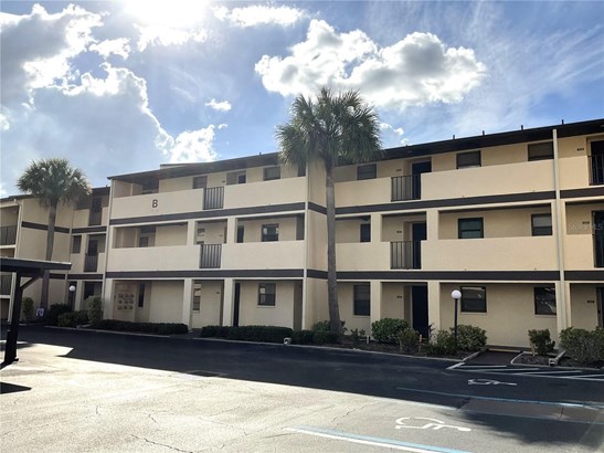 Condominium, Florida - PORT CHARLOTTE, FL