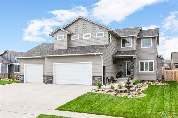 Two Story, Single Family - Sioux Falls, SD (photo 1)