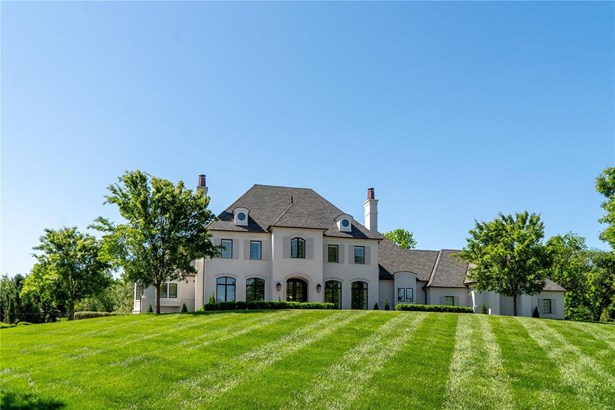 Residential, Traditional - Town and Country, MO